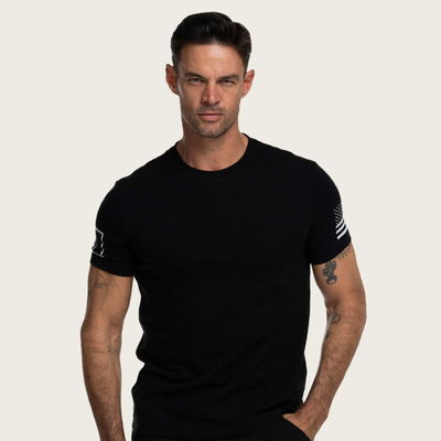 BEAR THE FLAG Patriotic T-Shirt Black
