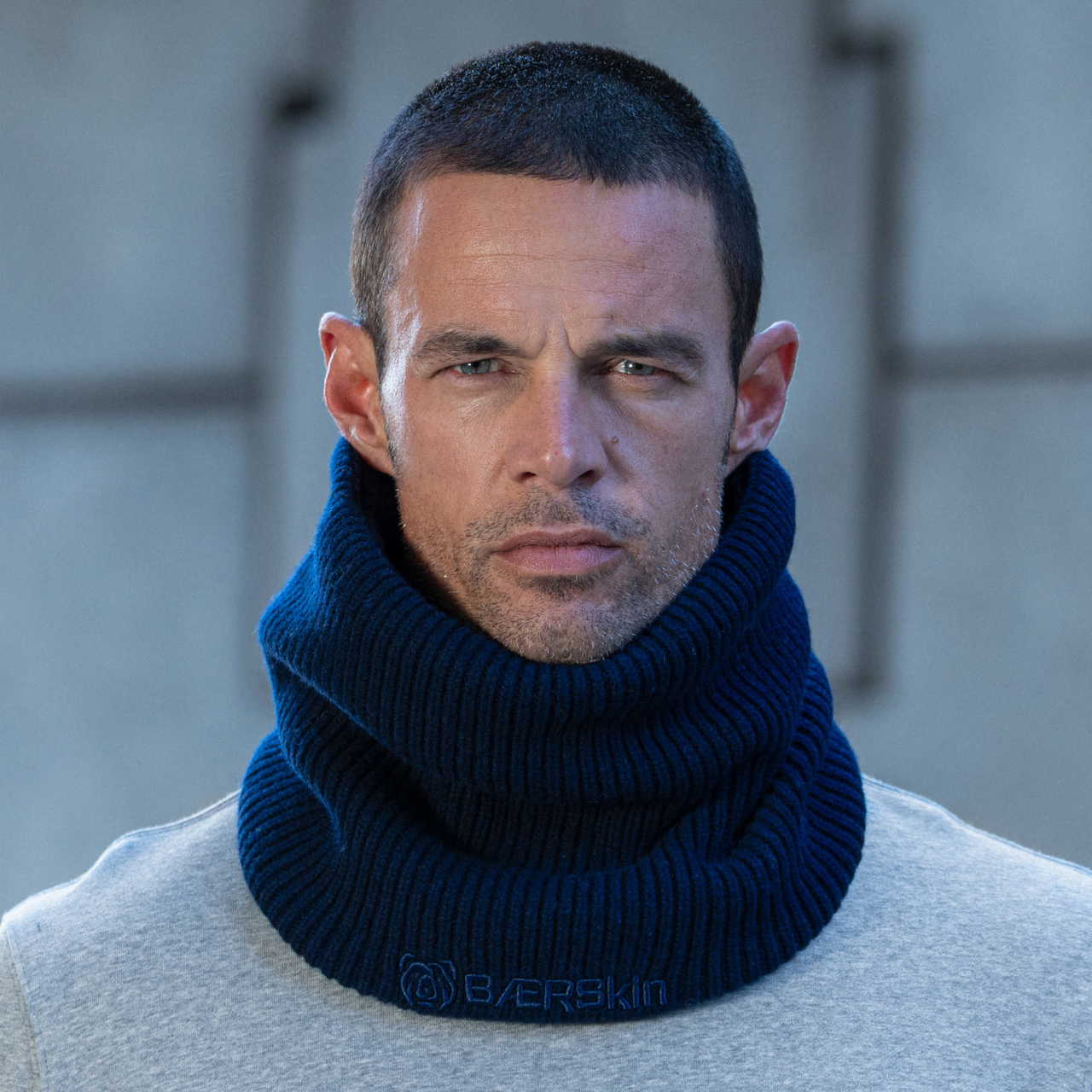 Merino Survivor Neck Gaiter Navy